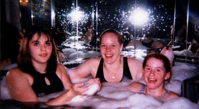 girls.JPG (19049 bytes)